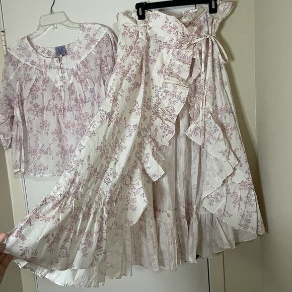 NWOT Thierry Colson Floral white cottage core 2 piece skirt and blouse Set Med - Picture 5 of 10